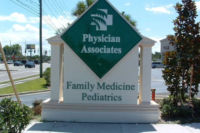 Doctor Sign Cleveland Tennessee